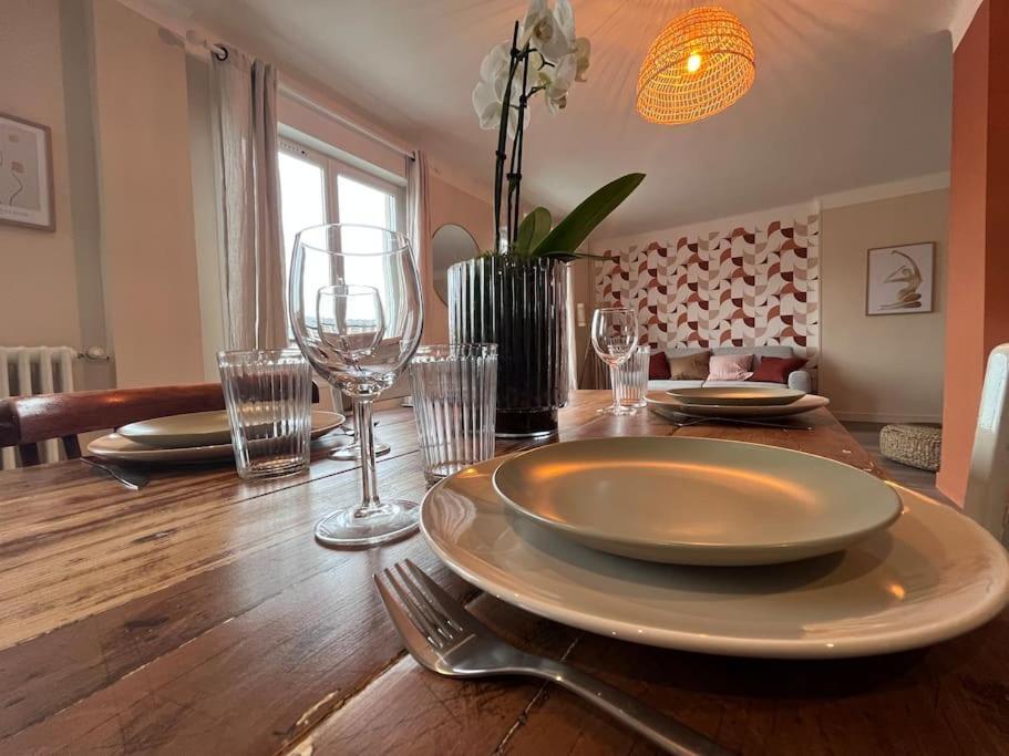 Le Saint Pierre Grand Duplex Hyper Centre, Port Caenアパートメント エクステリア 写真